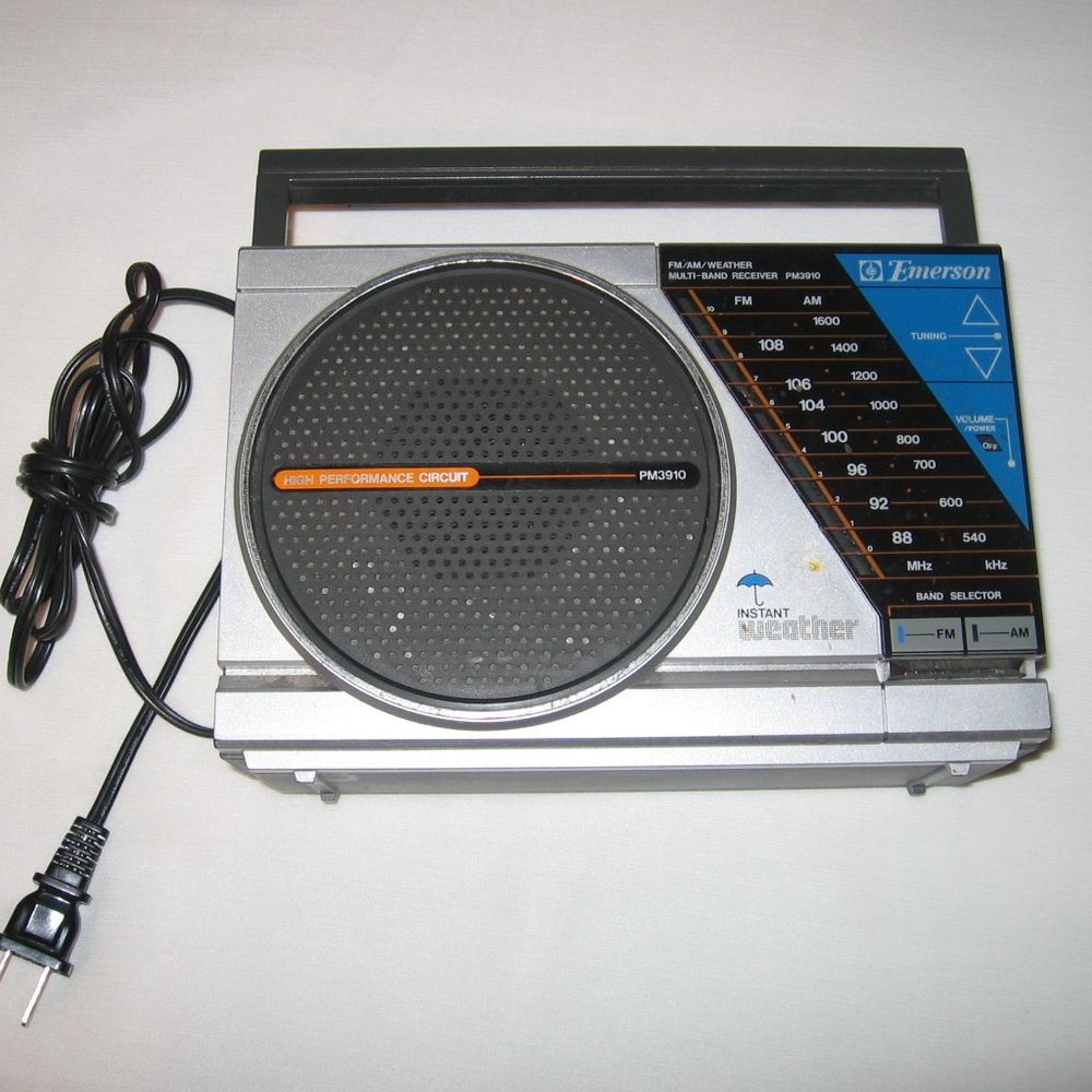 Vintage Emerson PM3910 AM FM Weatherband Portable Radio